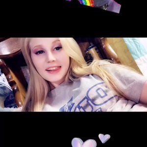 Meet your Posher, Abby